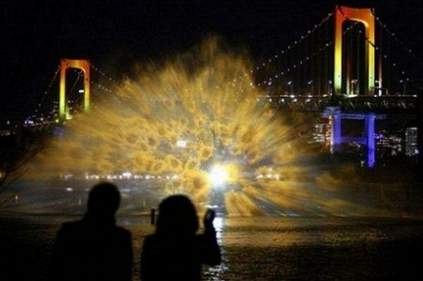 Odaiba Water Illumination Show